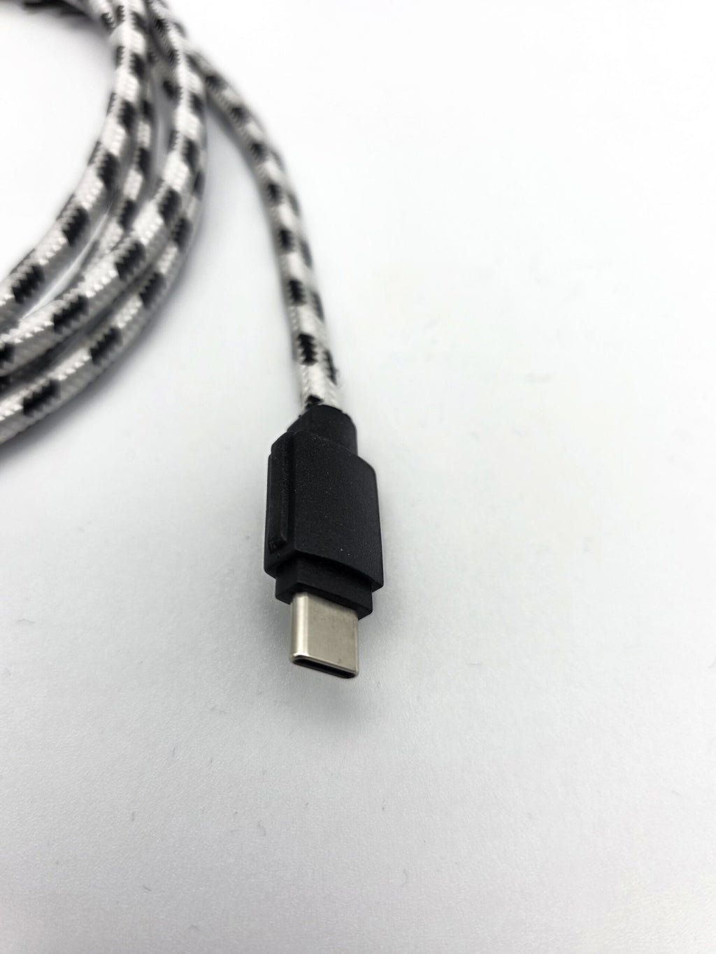 USB-C to GameCube Cable